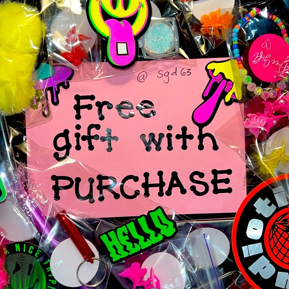 @sgd63  FREE GIFT WITH PURCHASE